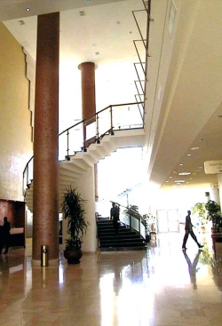 142-holidayinn-12: