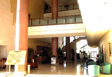 holidayinn_13: 