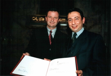 Austrian Consulting 2001